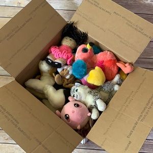 STUFFED ANIMAL BUNDLE